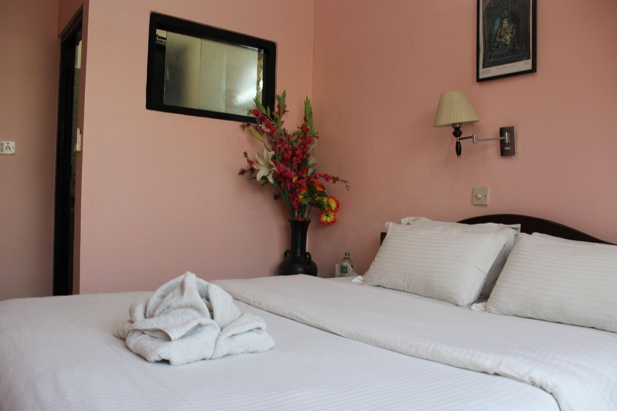 Hotel Buddha Land Катманду Екстериор снимка
