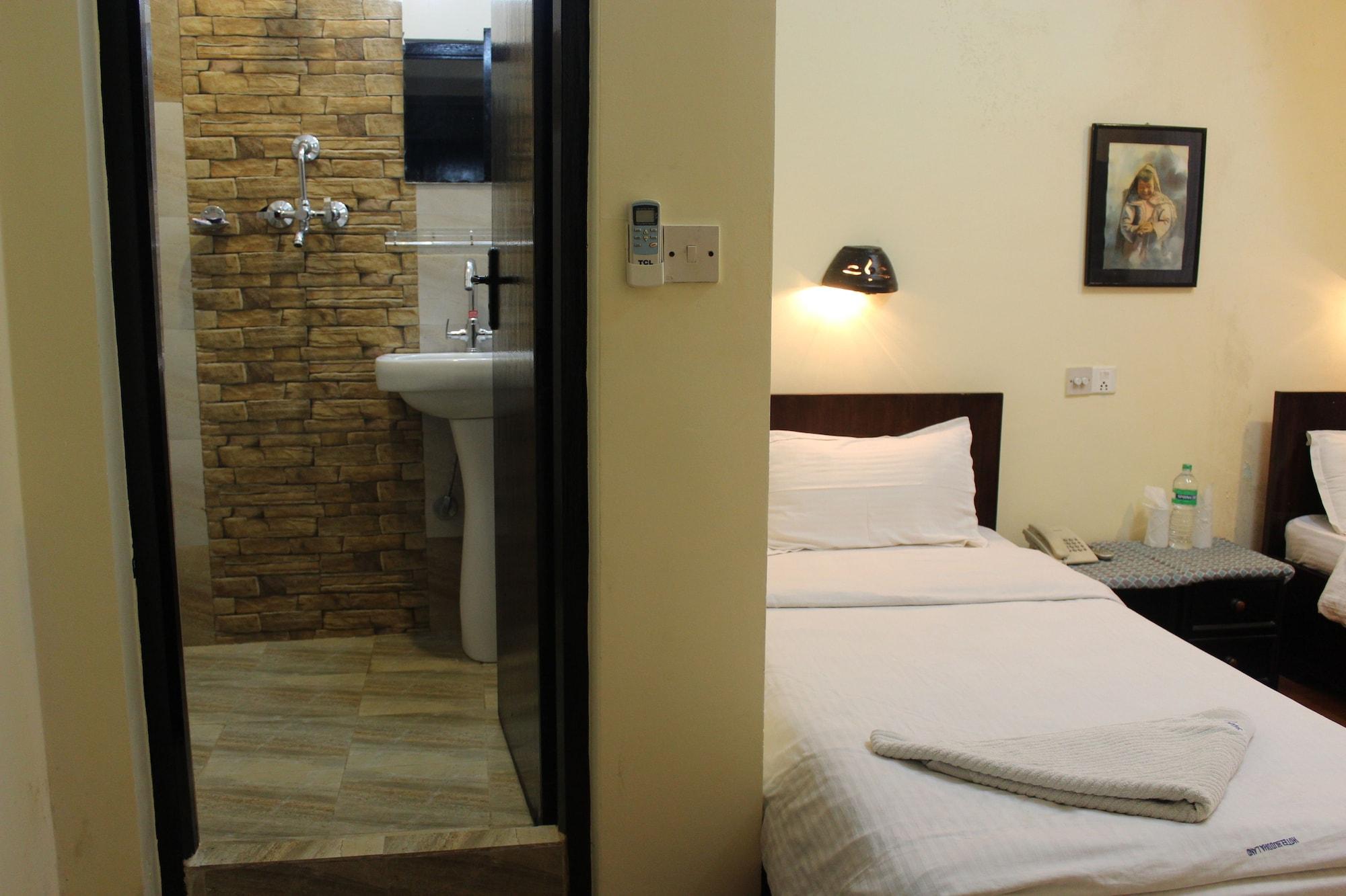 Hotel Buddha Land Катманду Екстериор снимка