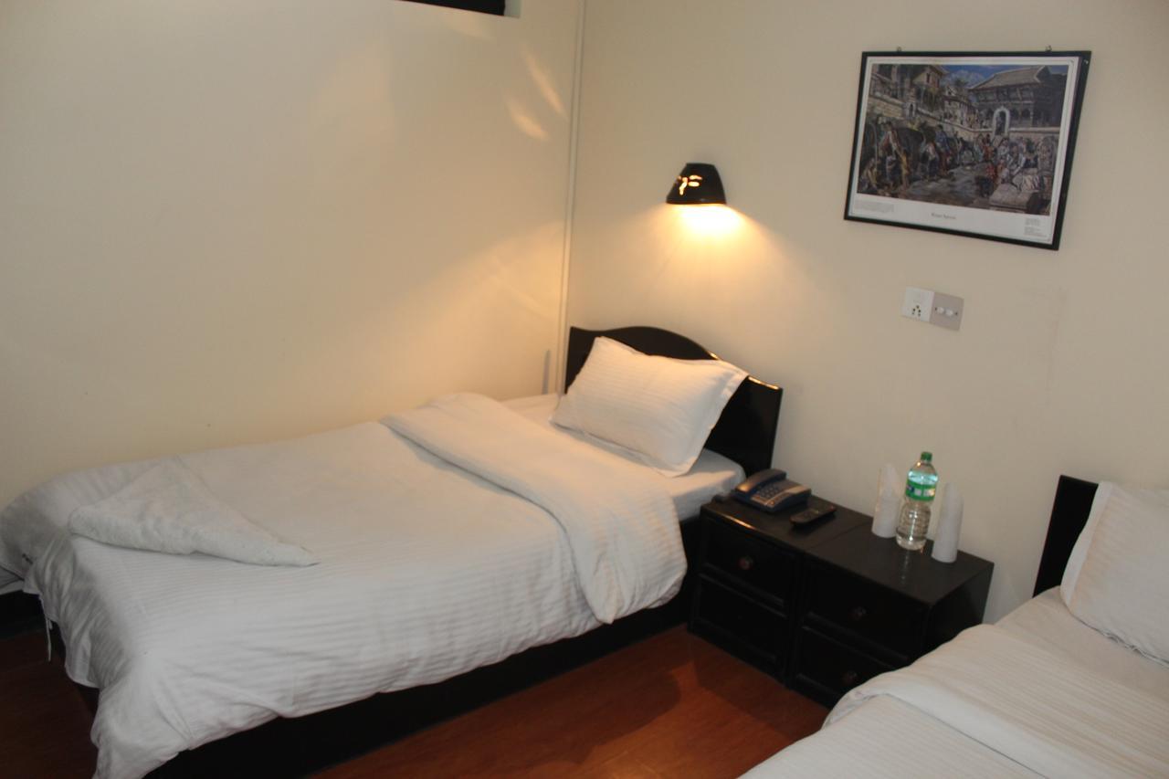 Hotel Buddha Land Катманду Екстериор снимка